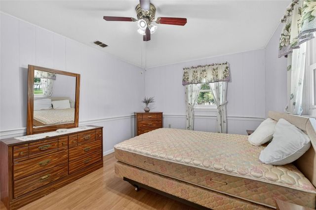 39407 ROCKFORD AVENUE, Zephyrhills, FL 33542