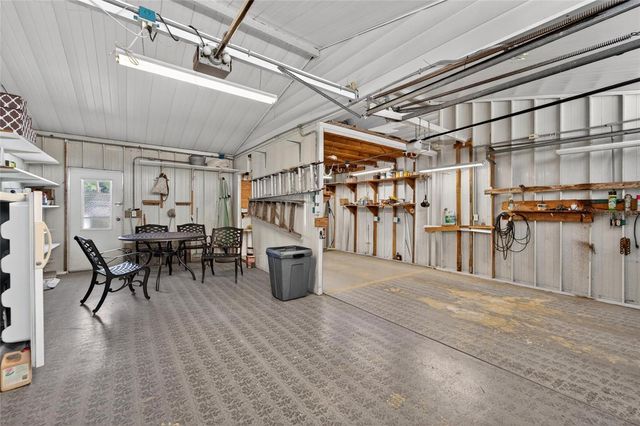 39407 ROCKFORD AVENUE, Zephyrhills, FL 33542