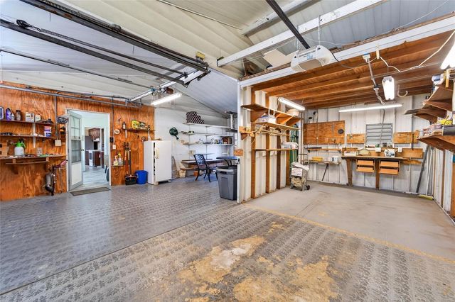 39407 ROCKFORD AVENUE, Zephyrhills, FL 33542