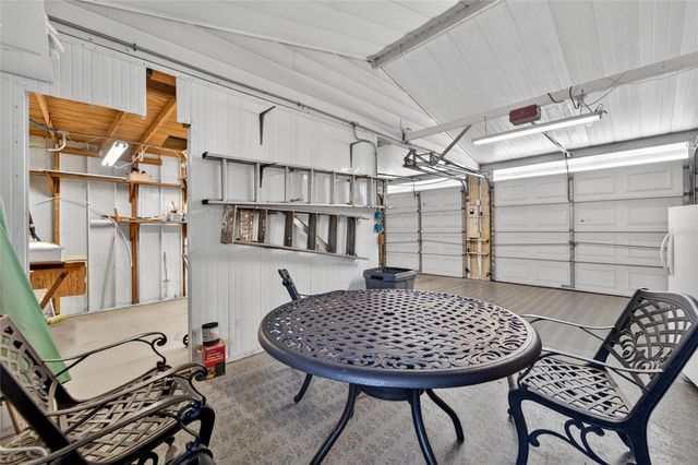 39407 ROCKFORD AVENUE, Zephyrhills, FL 33542