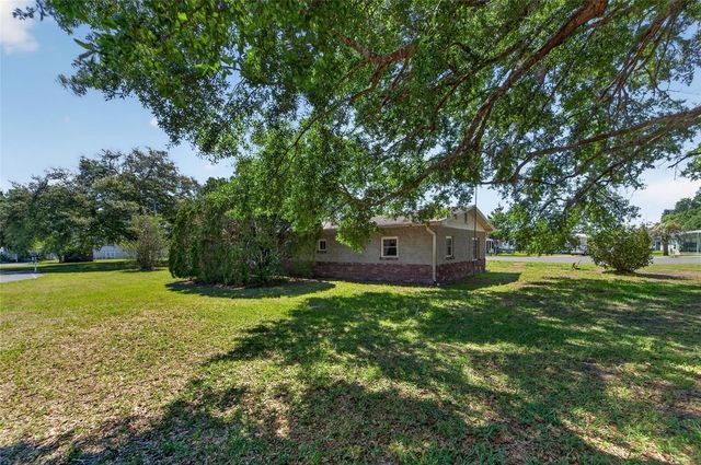 39407 ROCKFORD AVENUE, Zephyrhills, FL 33542