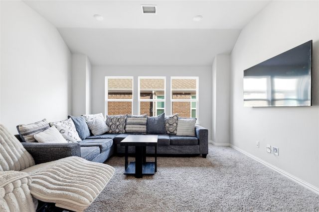 1315 Cascade Lane, Forney, TX 75126