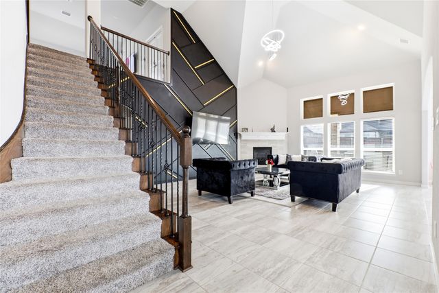 1315 Cascade Lane, Forney, TX 75126