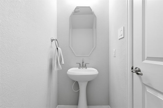 1315 Cascade Lane, Forney, TX 75126