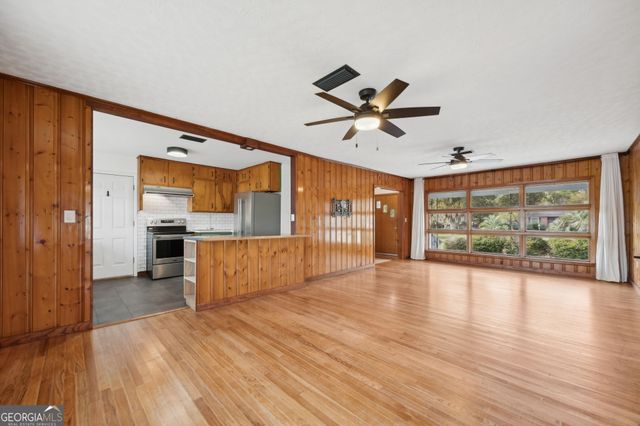 601 South East Street, Kingsland, GA 31548