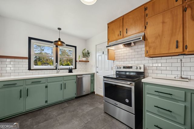 601 South East Street, Kingsland, GA 31548