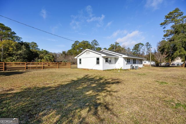 601 South East Street, Kingsland, GA 31548