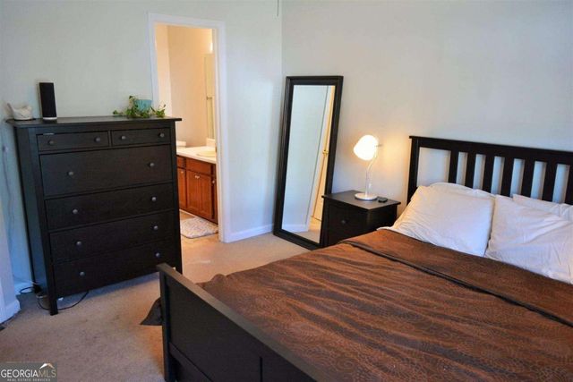 2741 NW Saint Charles Lane NW, Kennesaw, GA 30144