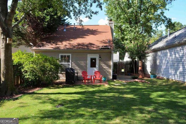 2741 NW Saint Charles Lane NW, Kennesaw, GA 30144