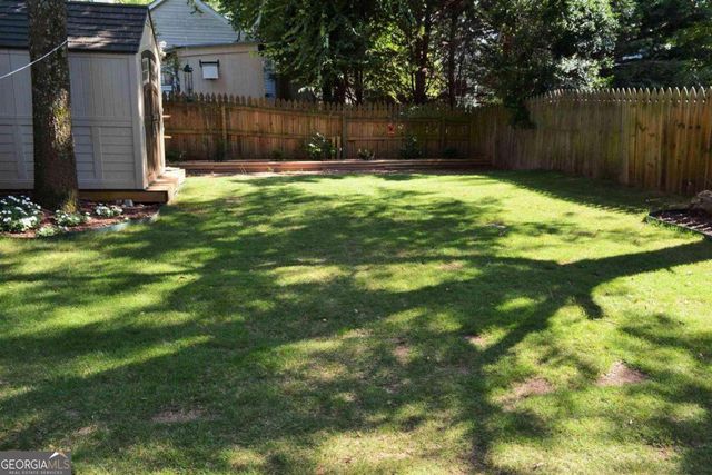 2741 NW Saint Charles Lane NW, Kennesaw, GA 30144