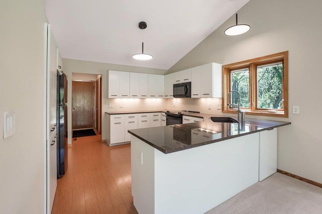 W347S7567 Sprague ROAD, Eagle, WI 53119
