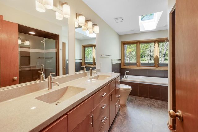 W347S7567 Sprague ROAD, Eagle, WI 53119
