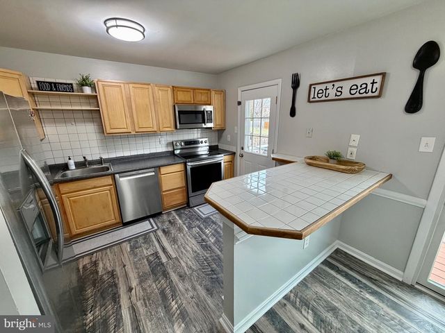 1056 SAYBROOK HARBOUR, Pasadena, MD 21122