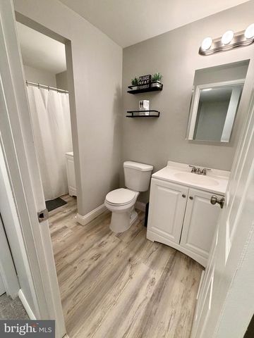 1056 SAYBROOK HARBOUR, Pasadena, MD 21122