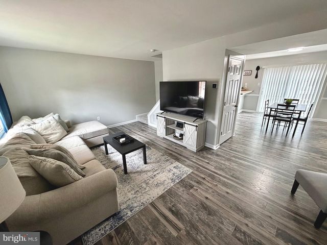 1056 SAYBROOK HARBOUR, Pasadena, MD 21122