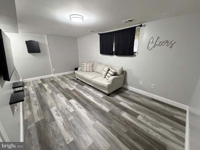 1056 SAYBROOK HARBOUR, Pasadena, MD 21122