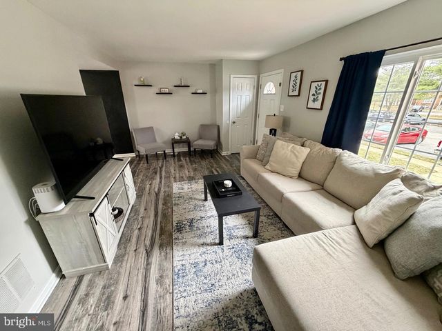 1056 SAYBROOK HARBOUR, Pasadena, MD 21122