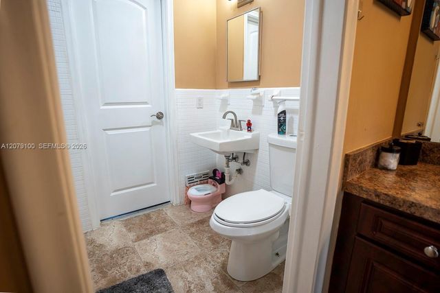 4301 Adams Street, Hollywood, FL 33021