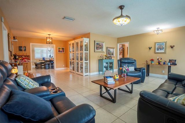 4301 Adams Street, Hollywood, FL 33021