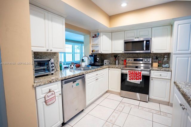 4301 Adams Street, Hollywood, FL 33021
