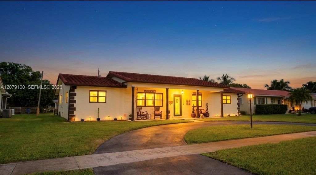 4301 Adams Street, Hollywood, FL 33021