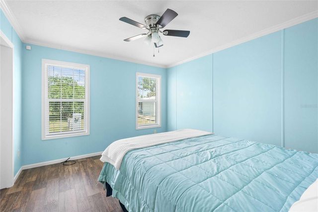 10042 COLLINGWOOD AVENUE, Dade City, FL 33525