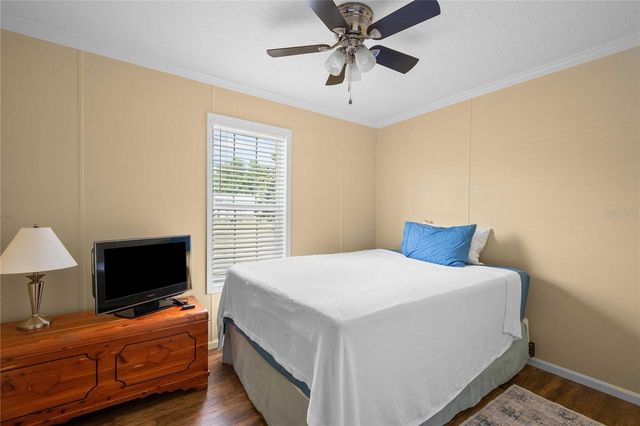 10042 COLLINGWOOD AVENUE, Dade City, FL 33525