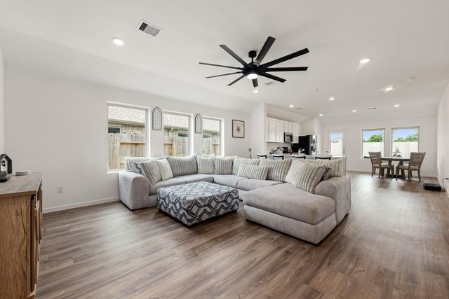 2010 Hyde Acres Street, League City, TX 77573