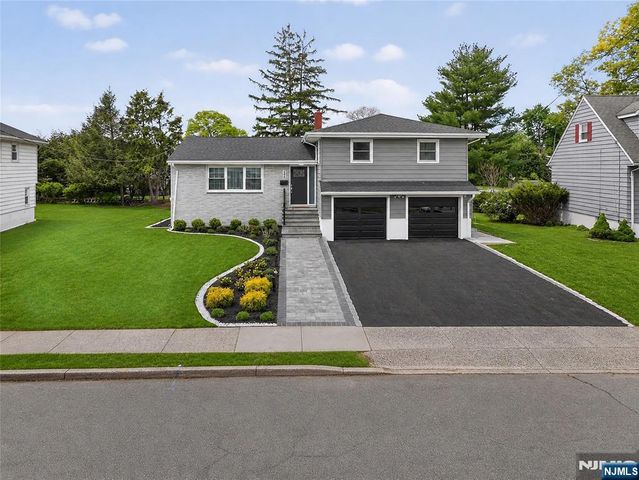 556 Princeton Street, New Milford, NJ 07646