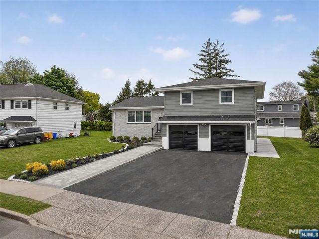 556 Princeton Street, New Milford, NJ 07646