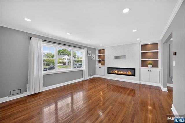 556 Princeton Street, New Milford, NJ 07646