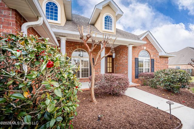 6212 Olde Magnolia Drive, Ocean Springs, MS 39564