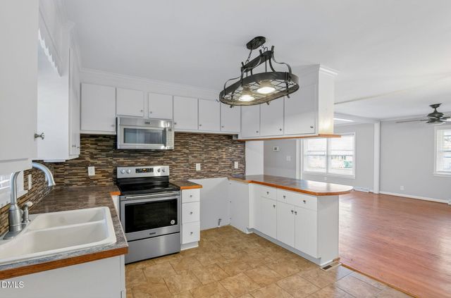 407 N Willow Street, Angier, NC 27501