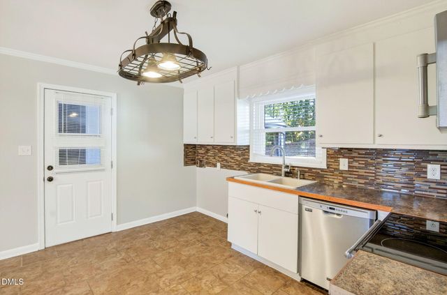 407 N Willow Street, Angier, NC 27501