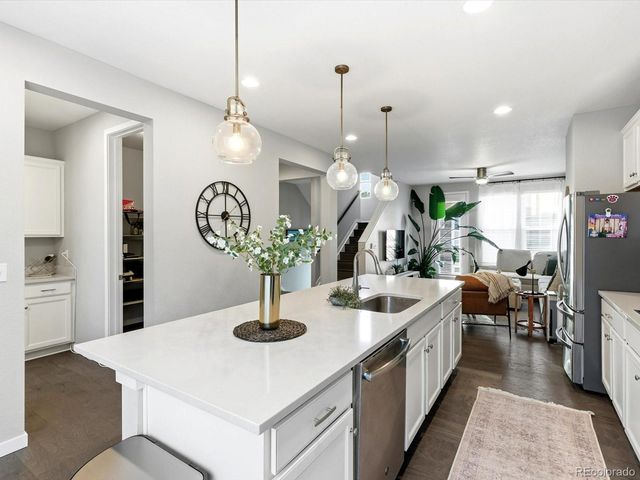 8338 Rivulet Point, Highlands Ranch, CO 80129