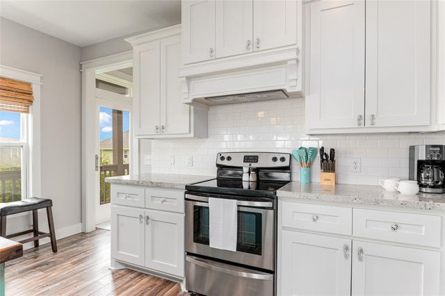 977 Clara Street, Crystal Beach, TX 77650