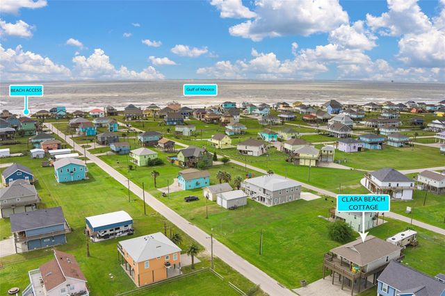 977 Clara Street, Crystal Beach, TX 77650