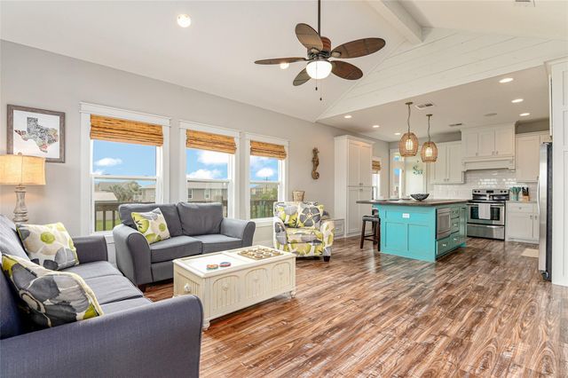 977 Clara Street, Crystal Beach, TX 77650