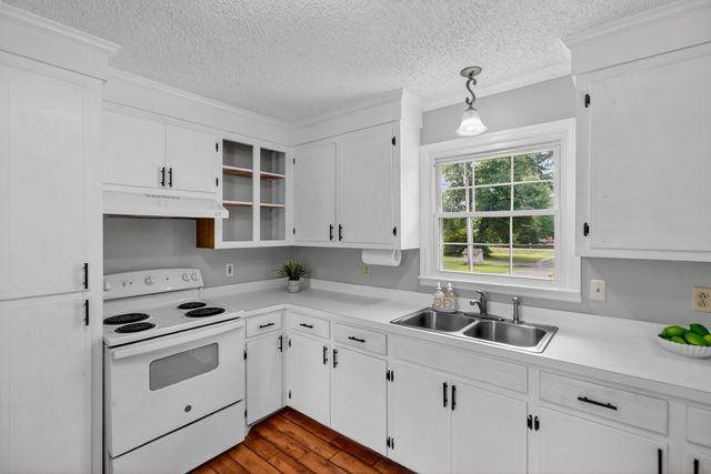 1824 Highway 61, Ridgeville, SC 29472