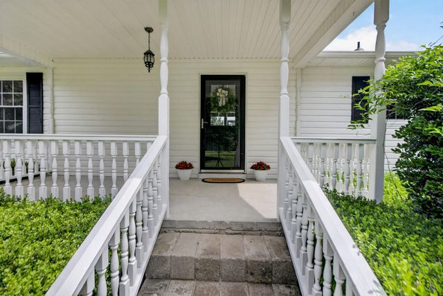 1824 Highway 61, Ridgeville, SC 29472