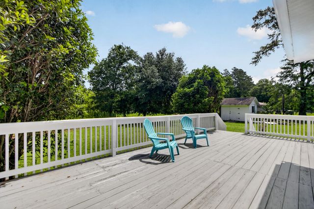 1824 Highway 61, Ridgeville, SC 29472