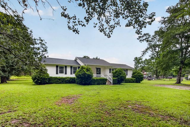 1824 Highway 61, Ridgeville, SC 29472
