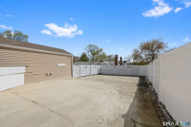 61 Muriel Drive, Stamford, CT 06907