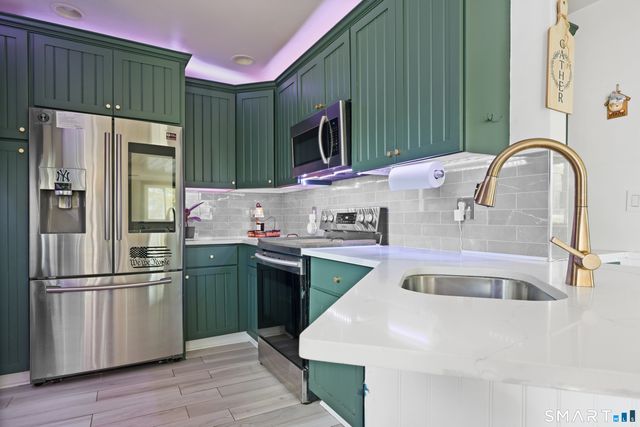 61 Muriel Drive, Stamford, CT 06907