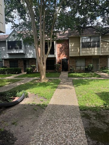 6645 Wanda Lane, Houston, TX 77074