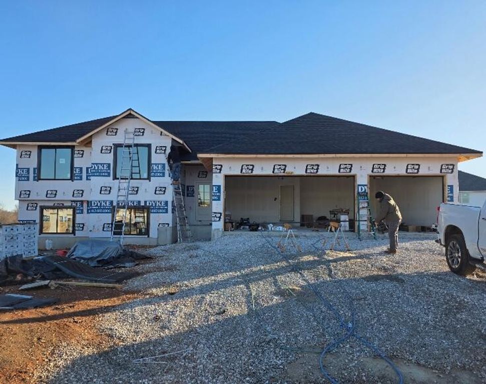 667 W Castor, Nixa, MO 65714