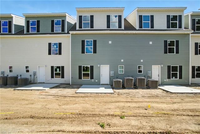 5000 Lacy CT, Suffolk, VA 23434