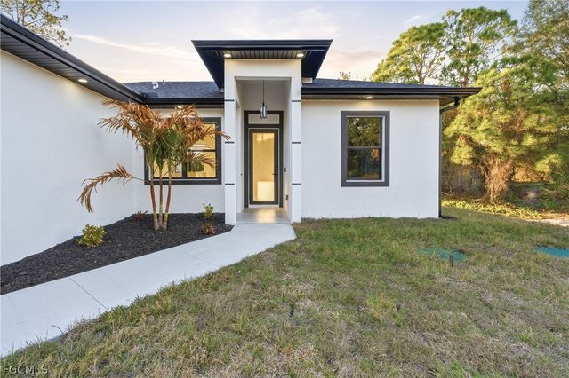 566 Eisenhower BLVD, Lehigh Acres, FL 33974