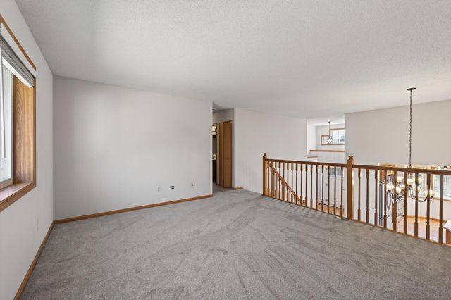 25749 Goldfinch Avenue, Wyoming, MN 55092