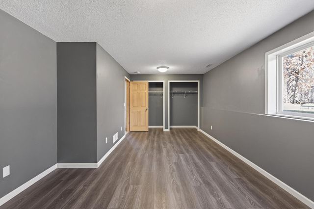 25749 Goldfinch Avenue, Wyoming, MN 55092